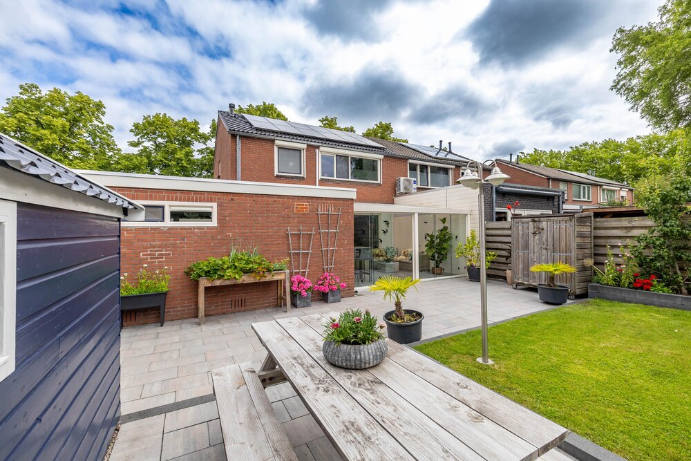 Violenstraat 64, 9404 SV Assen - € 350.000 k.k. - Boekholt & partners makelaars Assen
