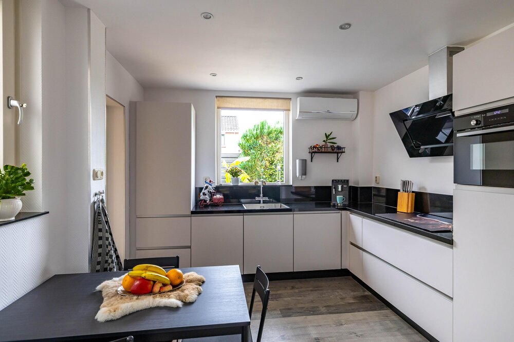 Violenstraat 64, 9404 SV Assen - € 350.000 k.k. - Boekholt & partners makelaars Assen