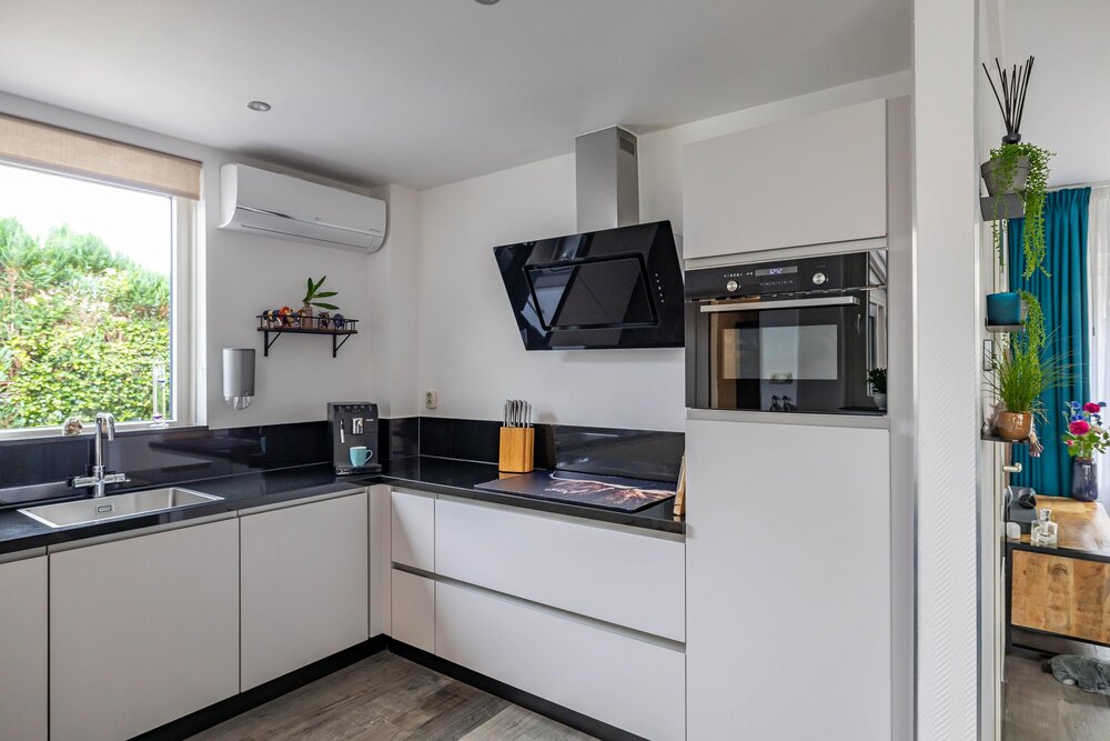 Violenstraat 64, 9404 SV Assen - € 350.000 k.k. - Boekholt & partners makelaars Assen