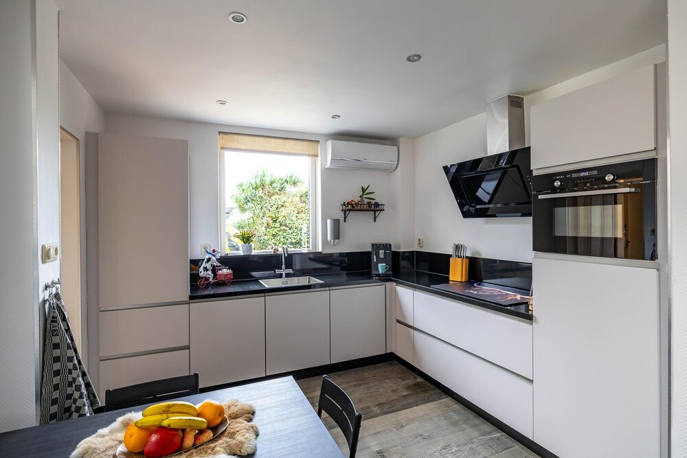 Violenstraat 64, 9404 SV Assen - € 350.000 k.k. - Boekholt & partners makelaars Assen