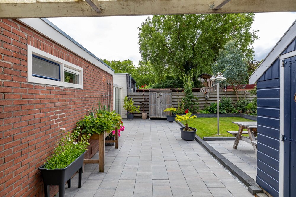 Violenstraat 64, 9404 SV Assen - € 350.000 k.k. - Boekholt & partners makelaars Assen