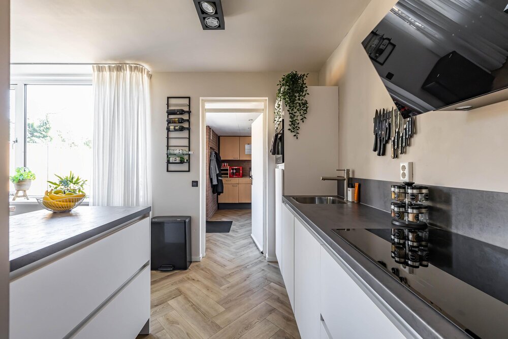 Deelheugte 42, 9403 HC Assen - € 295.000 k.k. - Boekholt & partners makelaars Assen