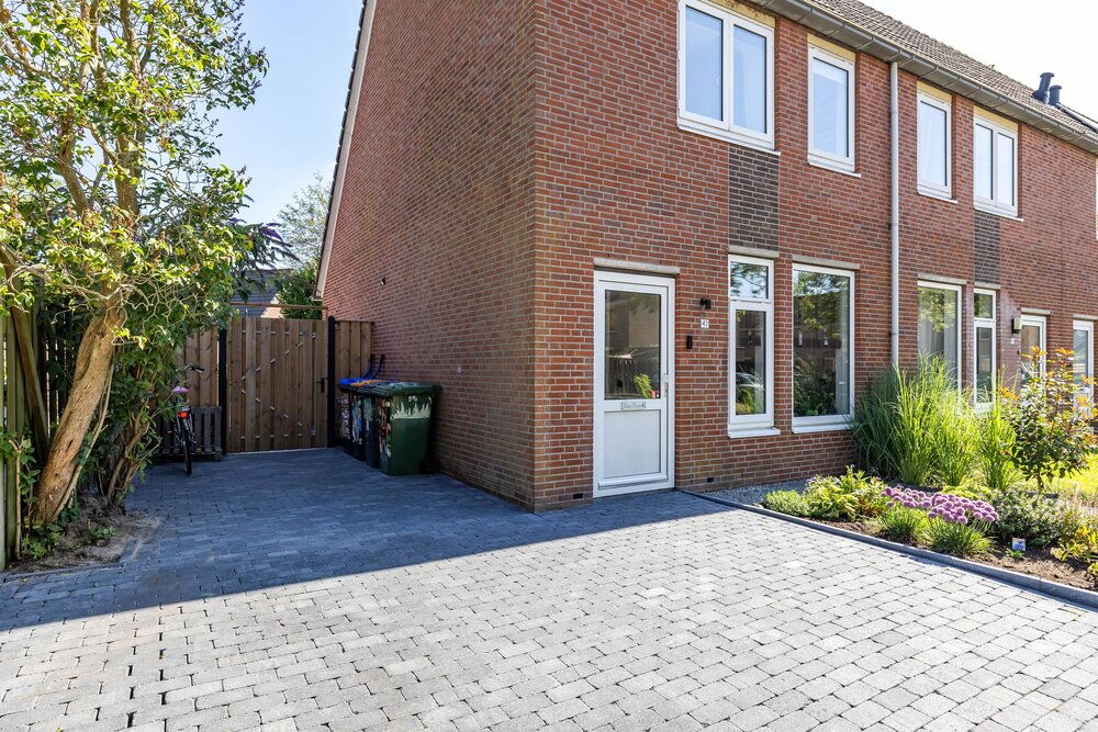Deelheugte 42, 9403 HC Assen - € 295.000 k.k. - Boekholt & partners makelaars Assen