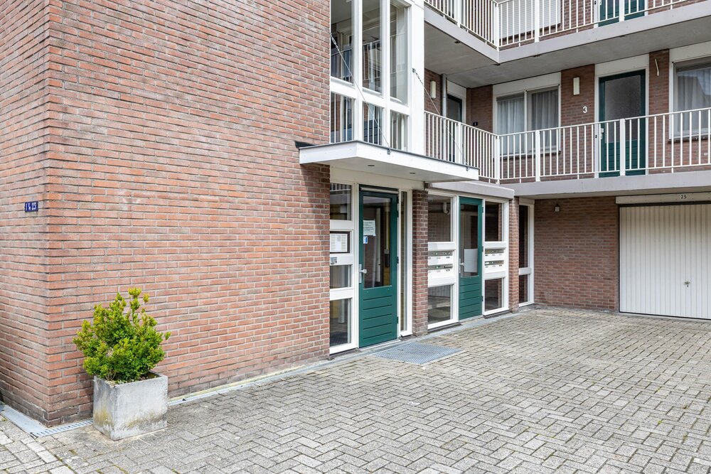 Content Hofstede 23, 9401 GC Assen - € 225.000 k.k. - Boekholt & partners makelaars Assen